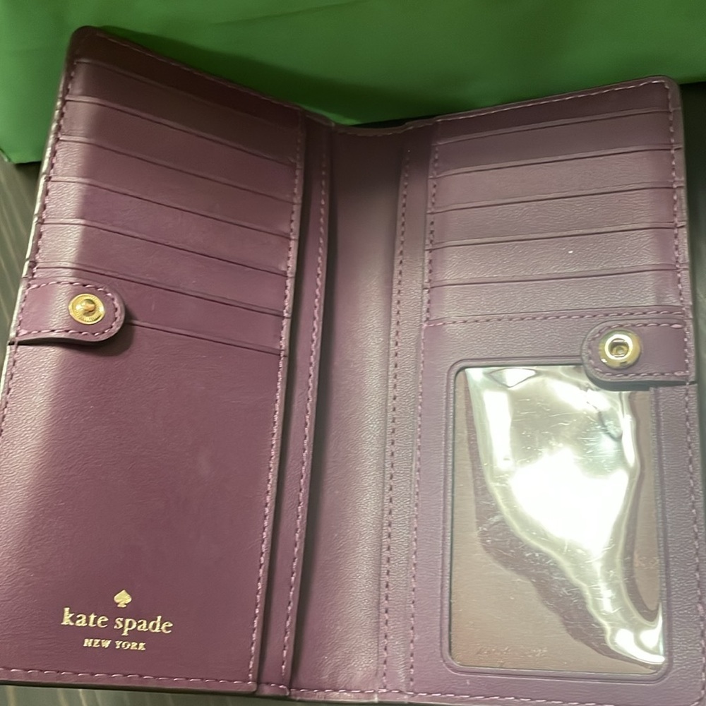 Kate Spade New York Morgan Slim Bifold Wallet - Picture 2 of 3